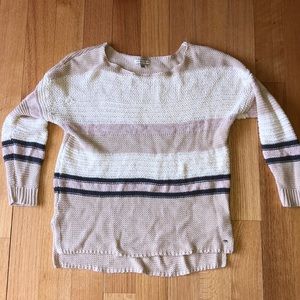 💗American Eagle Lightweight Striped Sweater